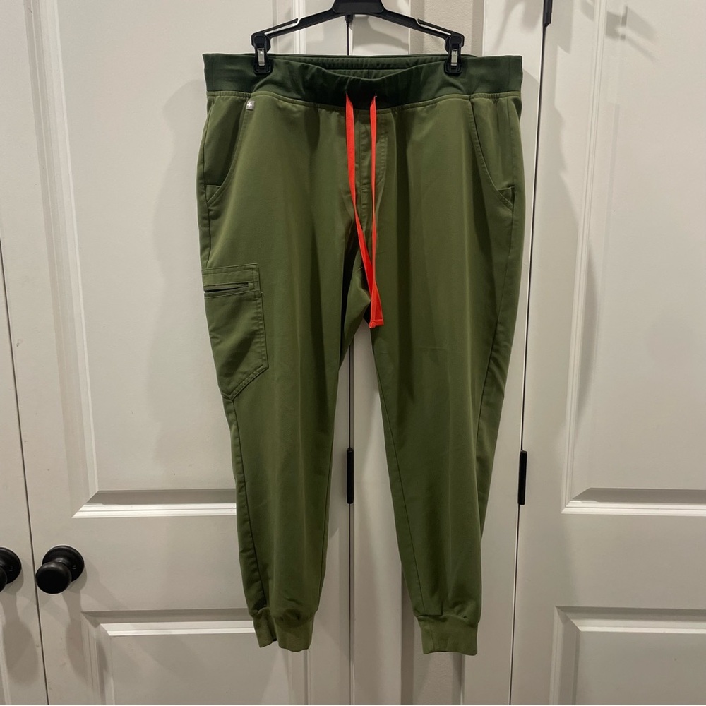Figs Dark Olive Zamora Pants XL Petite